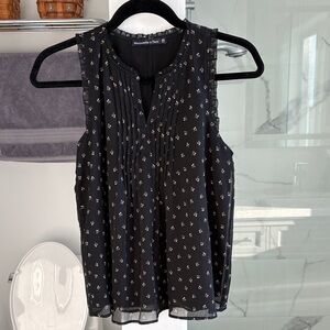 Abercrombie & Fitch Black Sleeveless Floral Pintuck blouse